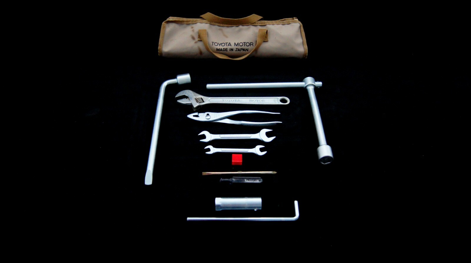 Toyota Land Cruiser OEM Factory Tools FJ40 FJ45 BJ40 BJ42 BJ45 HJ47