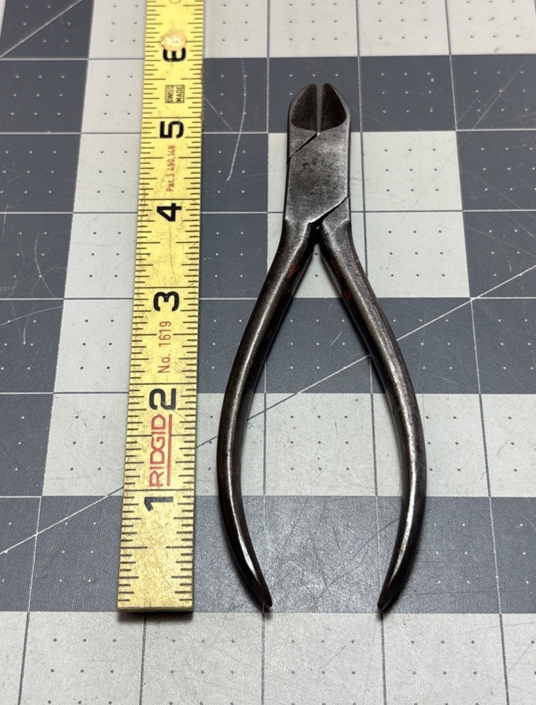 F.E. Lindston Sweden Bell System Cutter Tools