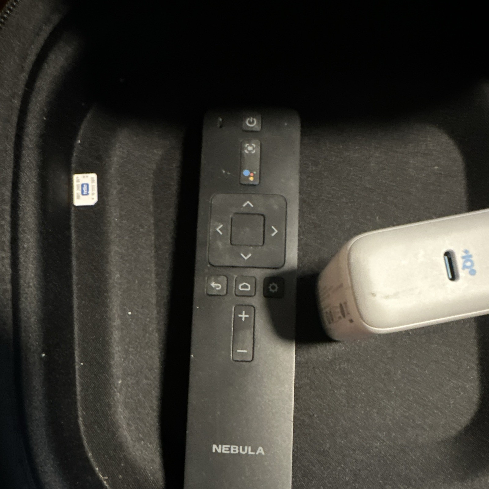 Nebula Desktop Projector (Nebula) w/ Case Remote Anker Charger HDMI USB USB-C