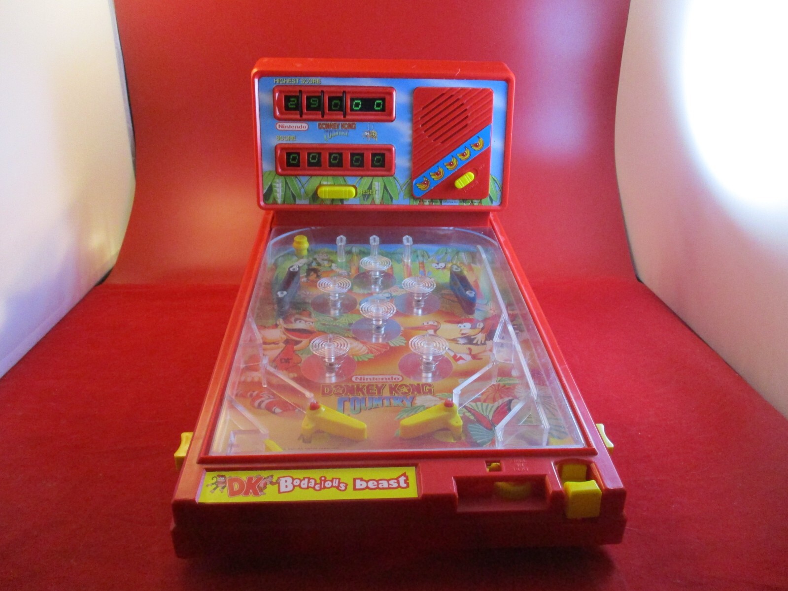 Donkey Kong Country SNES Era DK Bodacious Beast Tabletop Pinball Game RARE!