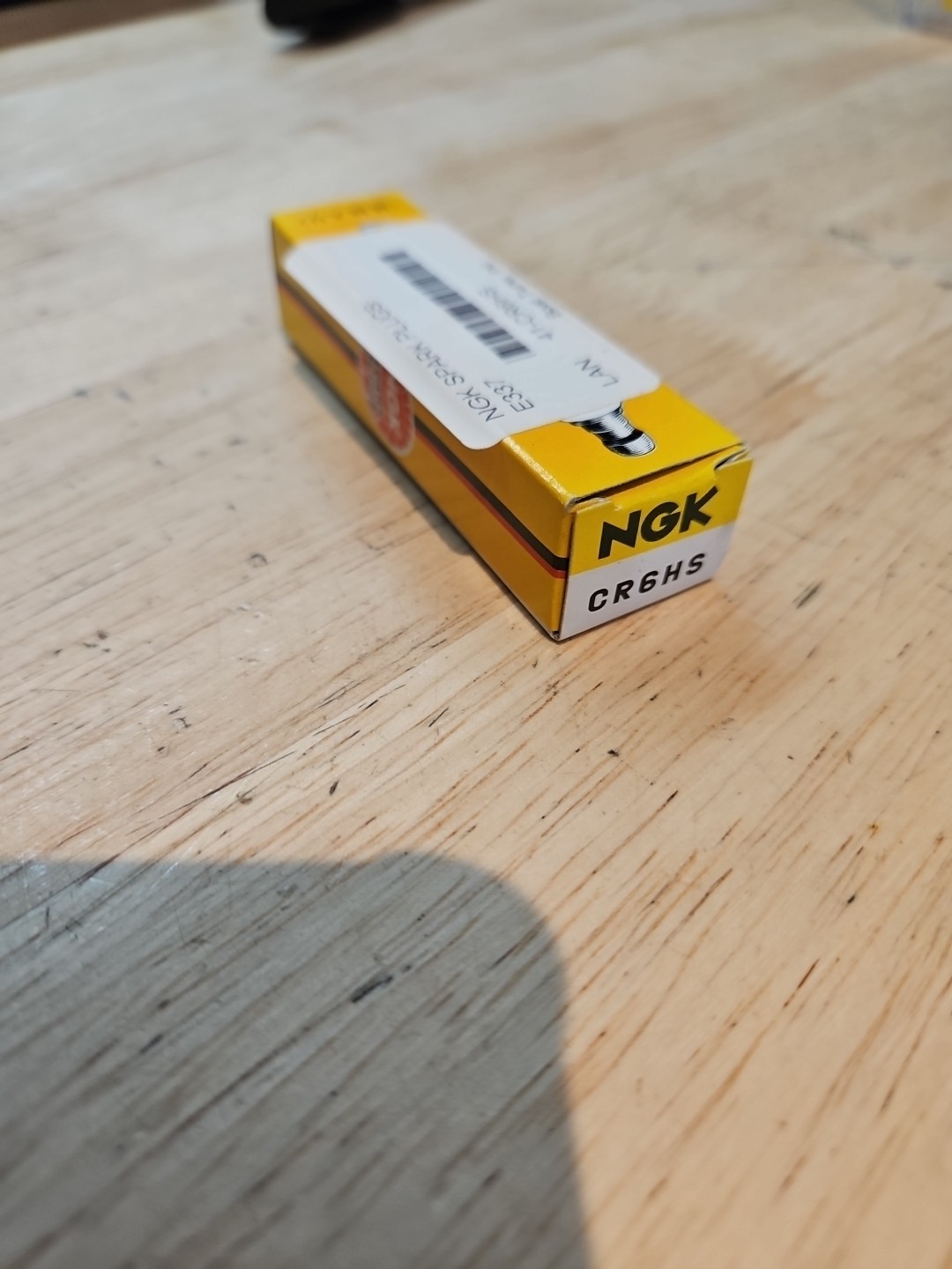 NGK - CR6HS - Spark Plug, Standard