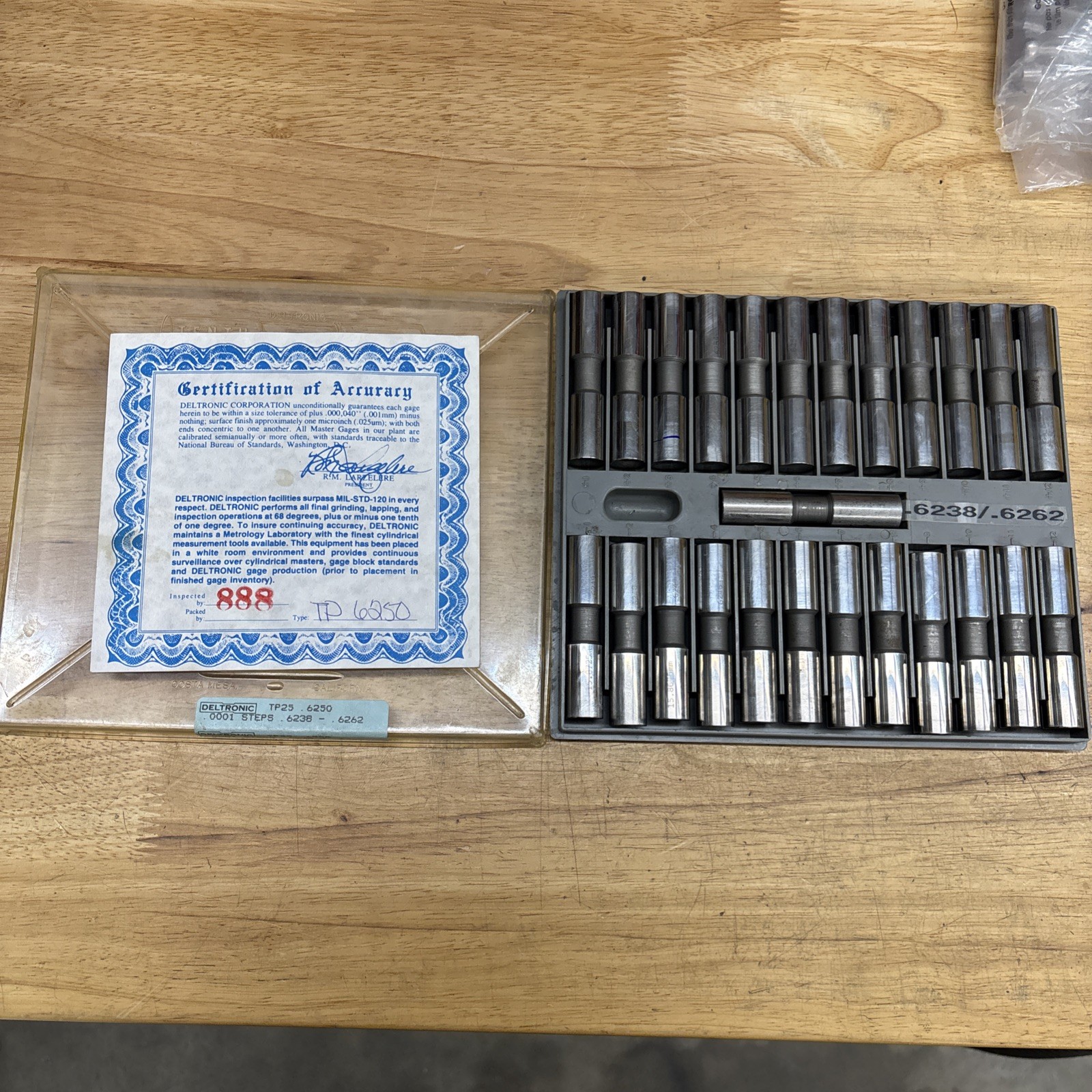 DELTRONIC TENTH PLUG Pin GAUGE TP25 .6250 .0001 steps .6238 - .6262 Bore Gage