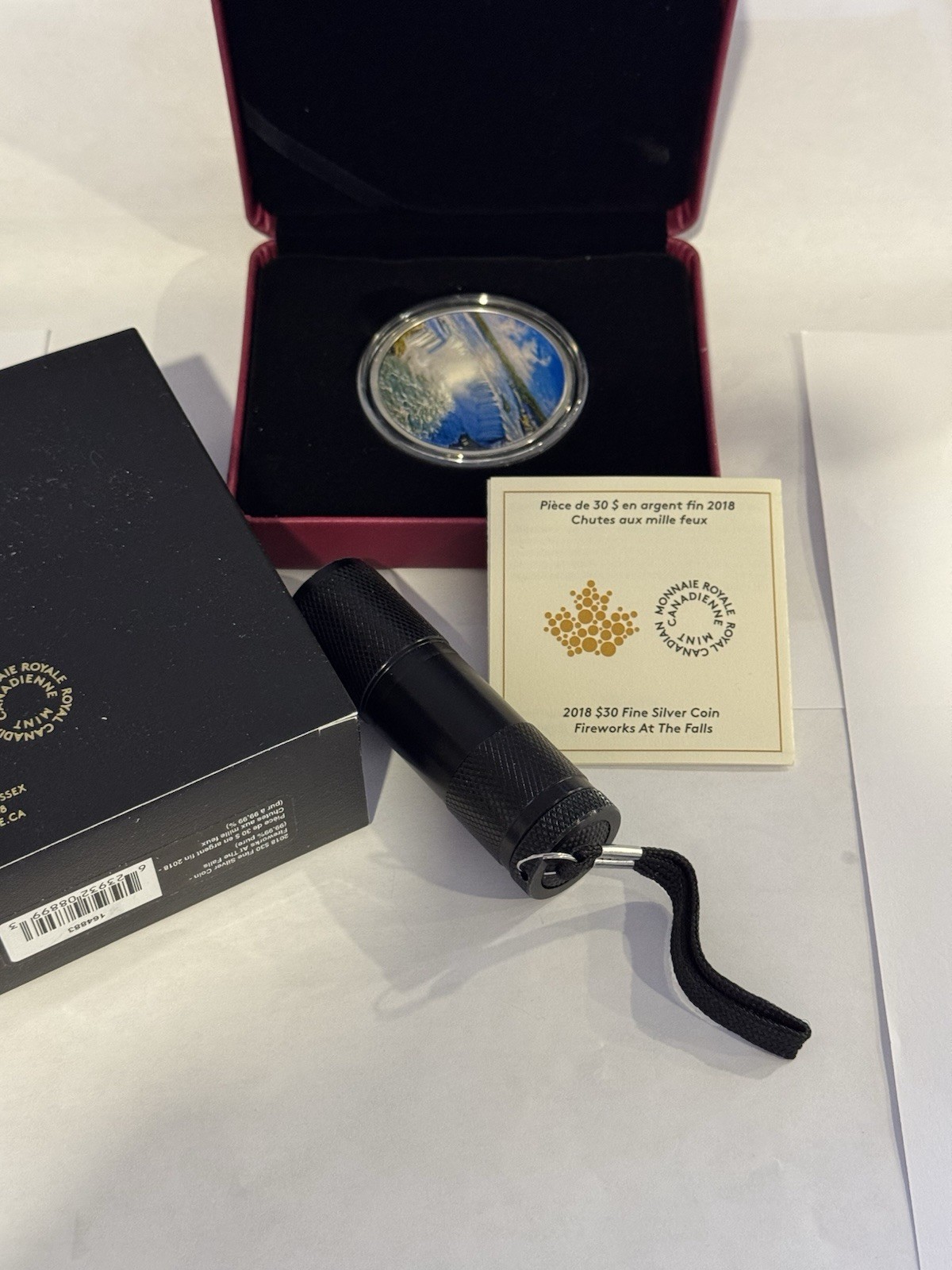 2018 62.69g 99.99%SILVER $30 COIN. FIREWORKS AT THE FALLS. OGP +COA+ BLACK LIGHT