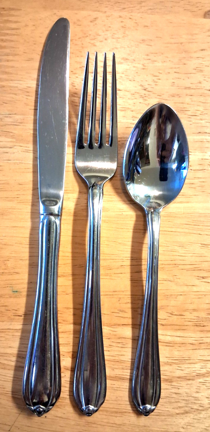 Gorham MELON BUD 18/8 Stainless "Your Choice" EUC Glossy Aureate