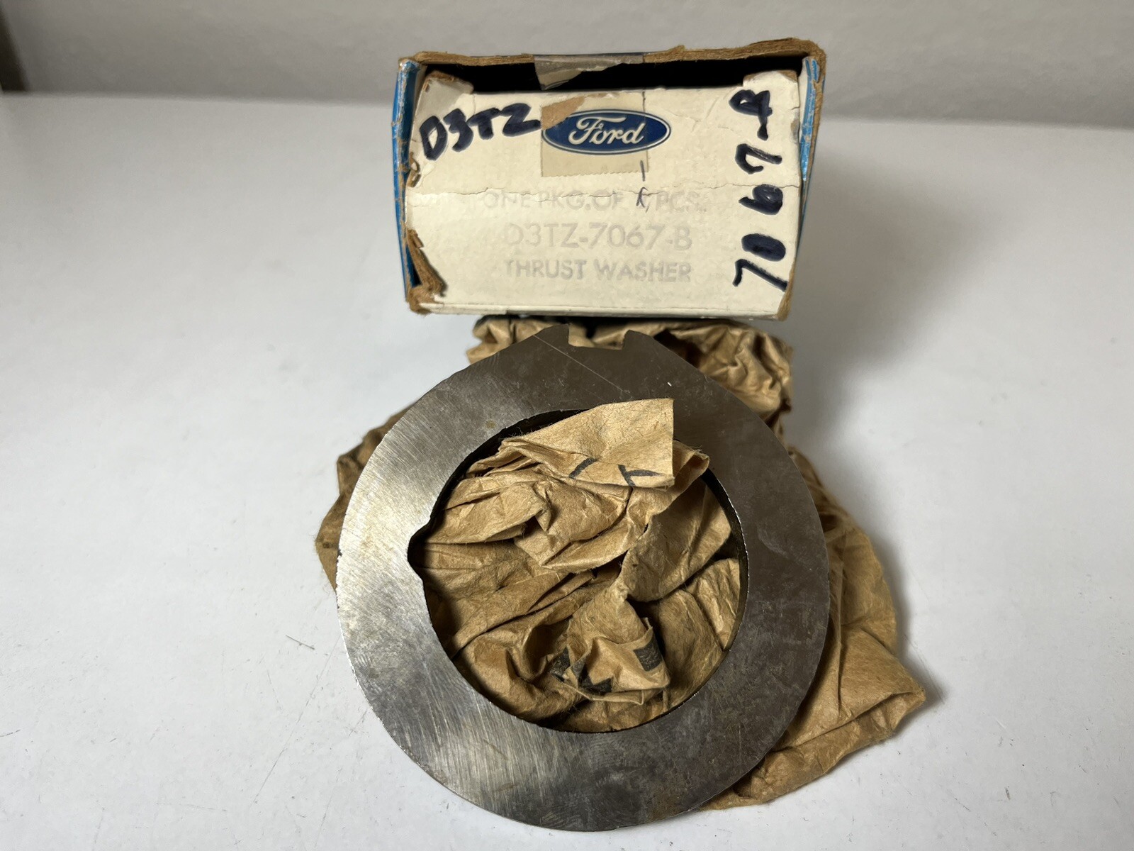 NOS Genuine OEM Ford D3TZ-7067-B Dana New Process Transfer Case Thrust Washer