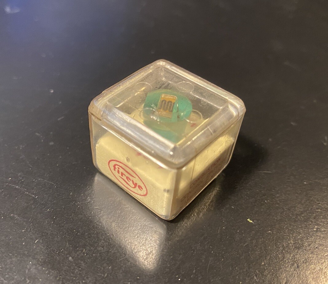 Vintage Firetron 4-263 Fireye Cell