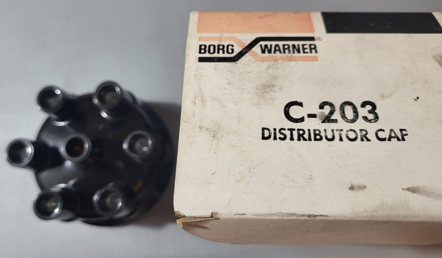 New BorgWarner C203 Ignition Distributor Cap AL-114