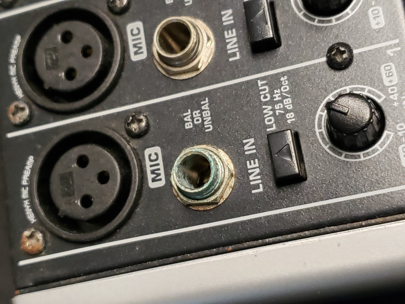 Read Tested Behringer Xenyx X1622USB Multi-FX Processor USB Audio Interface