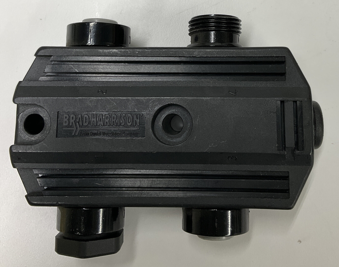 Brad Harrison DN2100 Multi Port Interconnect 7A Max Per Unit