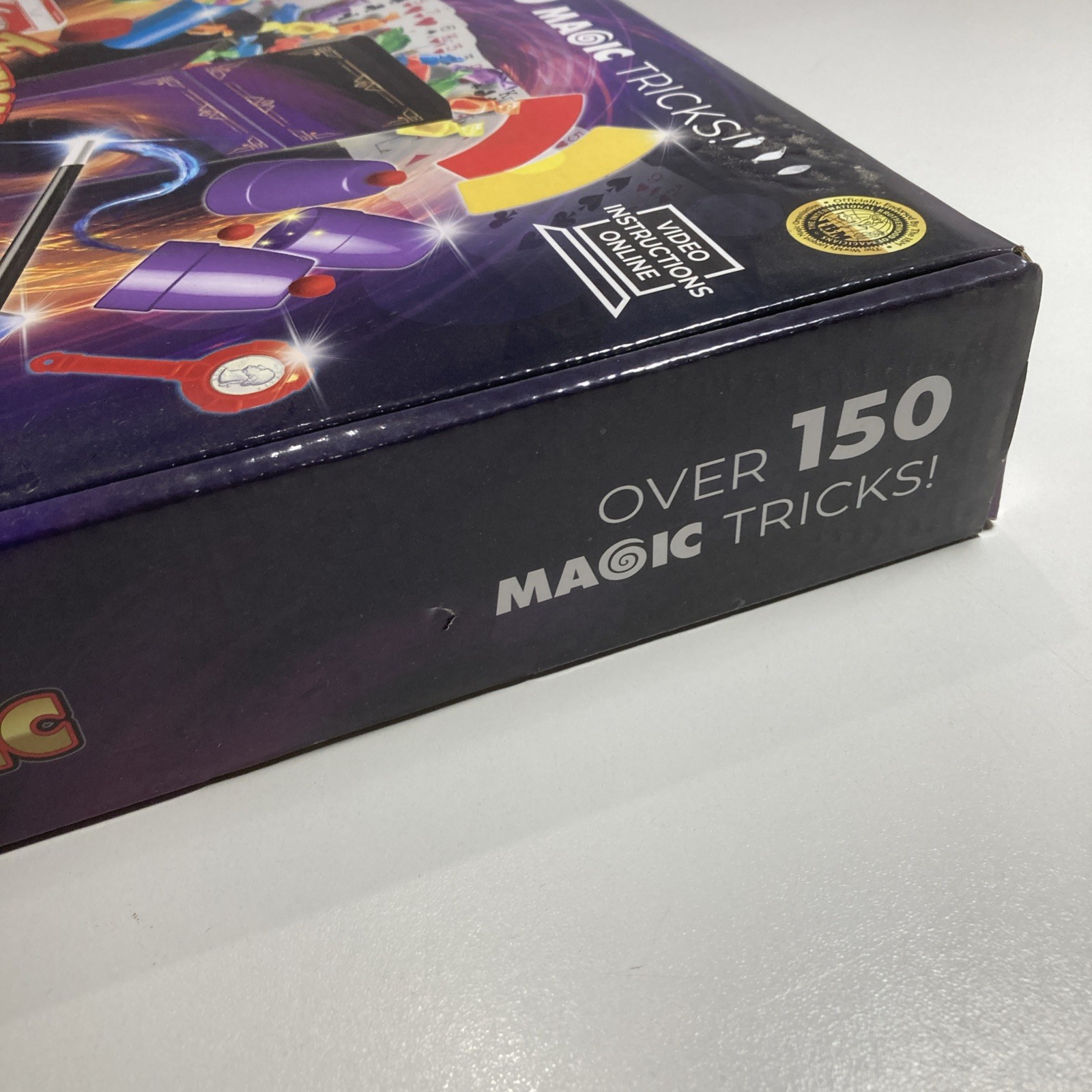 Fantasma Astounding Magic Kit 150 Tricks & Grand Illusions Pre-owned