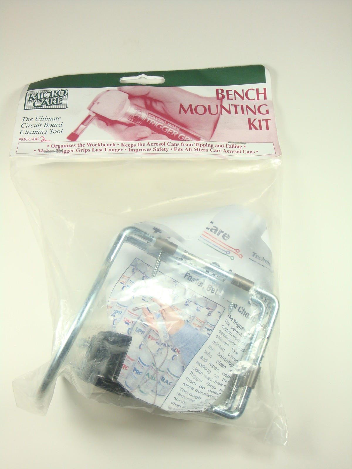 MCC-BK2 MicroCare Bench Mounting Kit for Trigger Grip Dispensing System NOS
