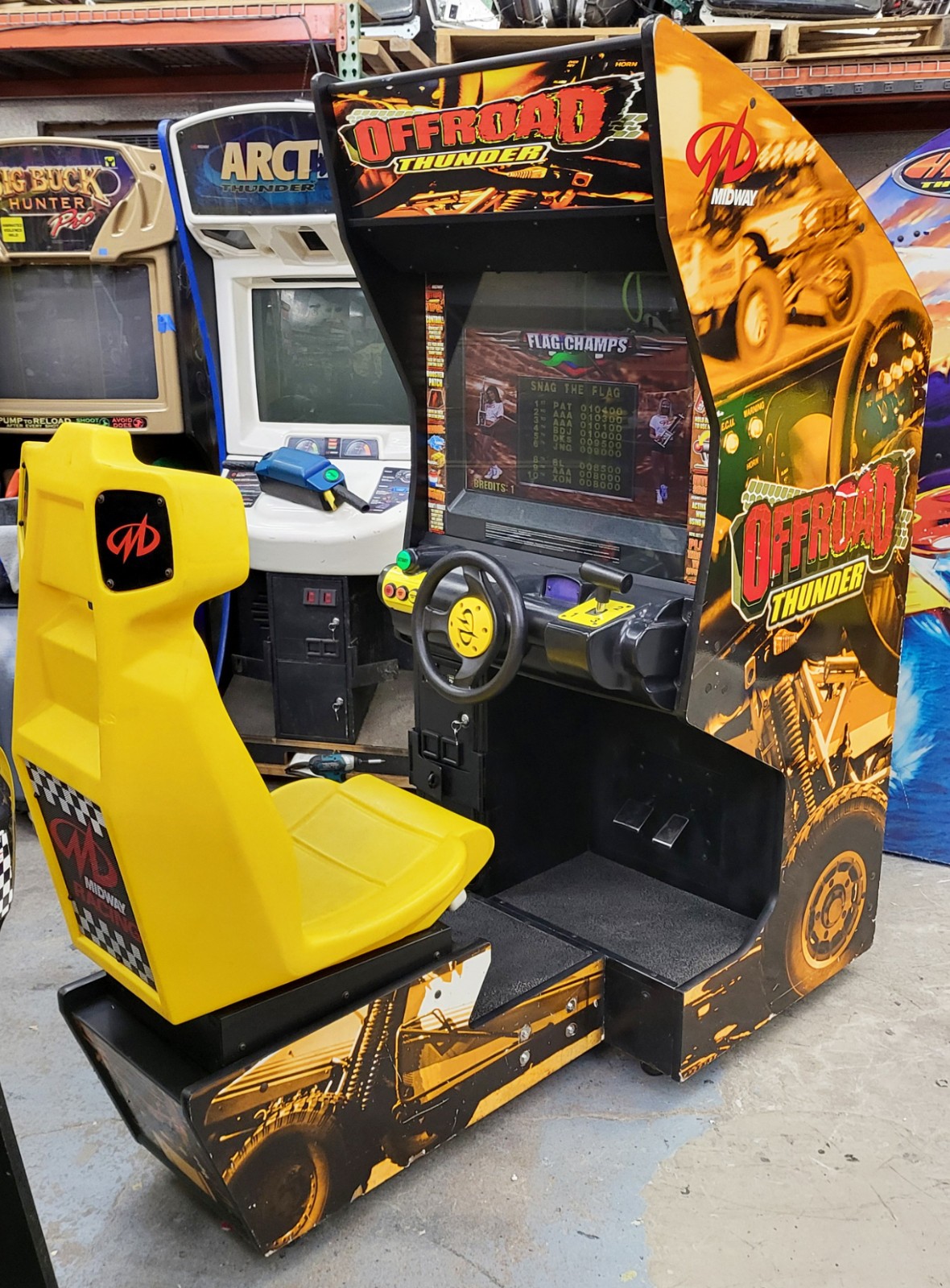 Midway OFFROAD THUNDER Sit Down Arcade Driving Video Game Machine - 24" LCD