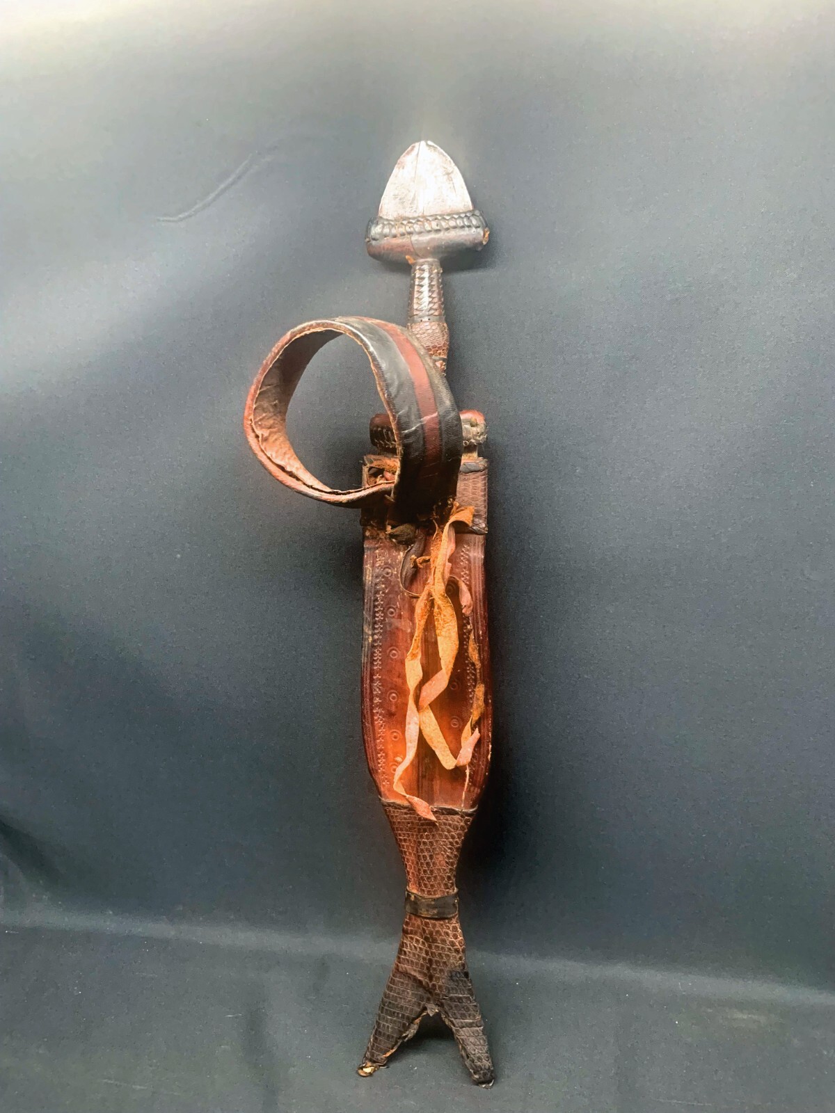 OLD AND NICE SAKINE TUBU ARM KNIFE, 19th C., CHAD,  FOR AFRICA COLLECT