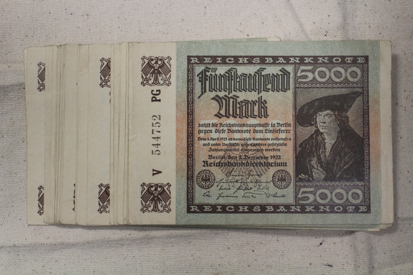1922 Weimar Republic 5000 Marks 1 Out of 45 Almost Consecutive Notes