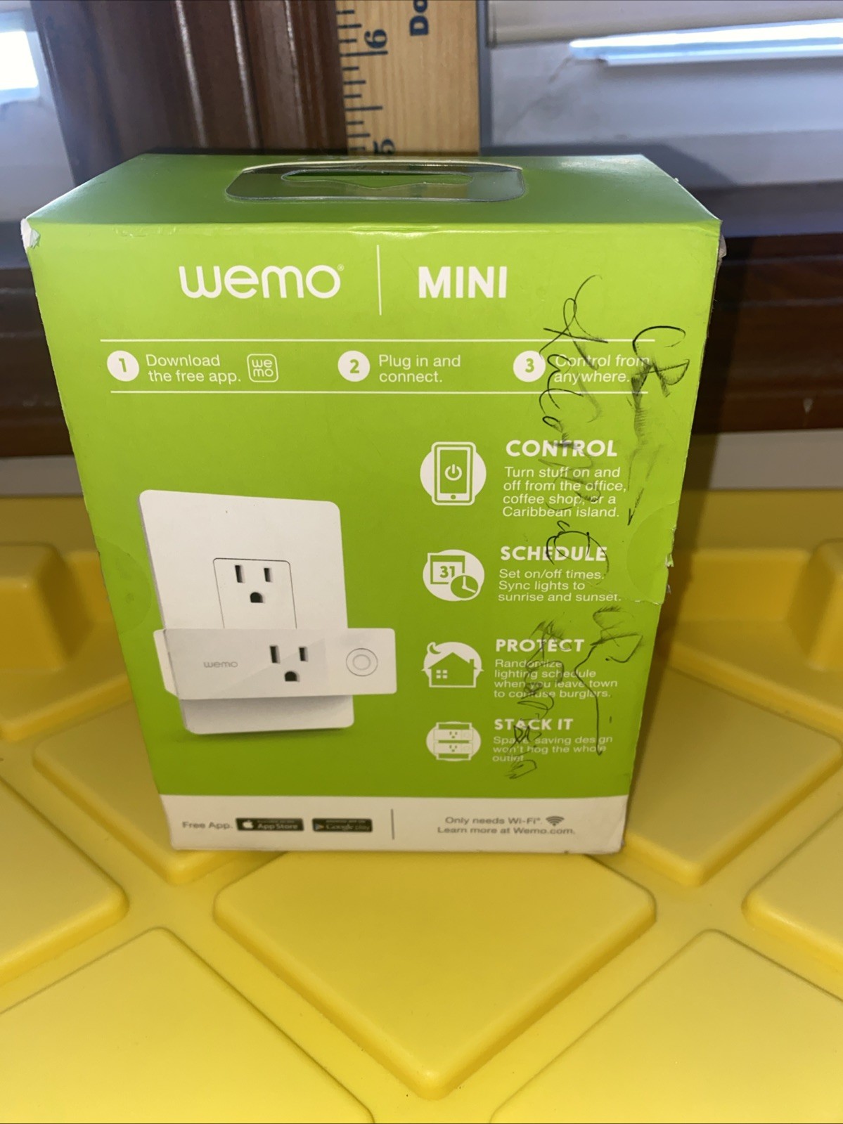 Wemo Mini Smart Plug, Wi-Fi Enabled, Alexa & Google Assistant F7C063