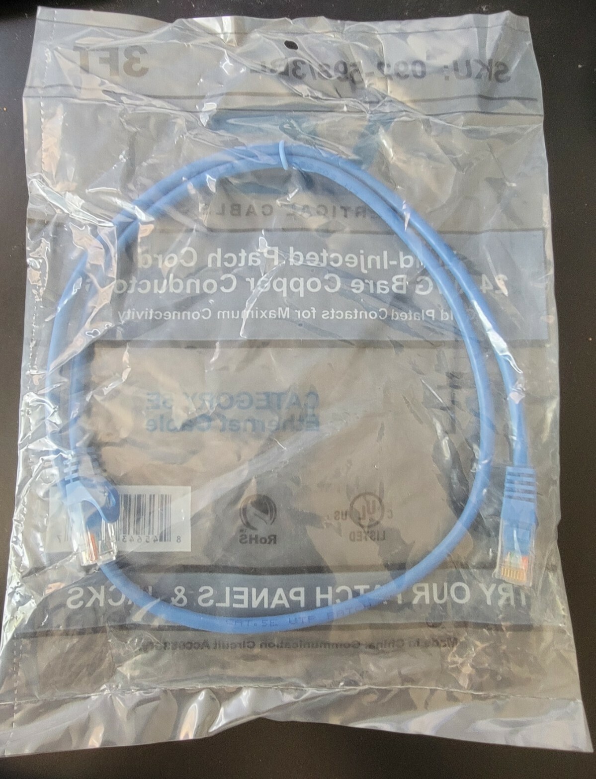 Vertical Cable 24AWG Bare Copper Conductors Ethernet Cable Cat 5E 3ft Patch Cord