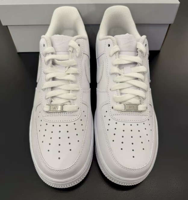 Men's Nike Air Force 1 "Triple White" Low Top Classic Sneakers-White