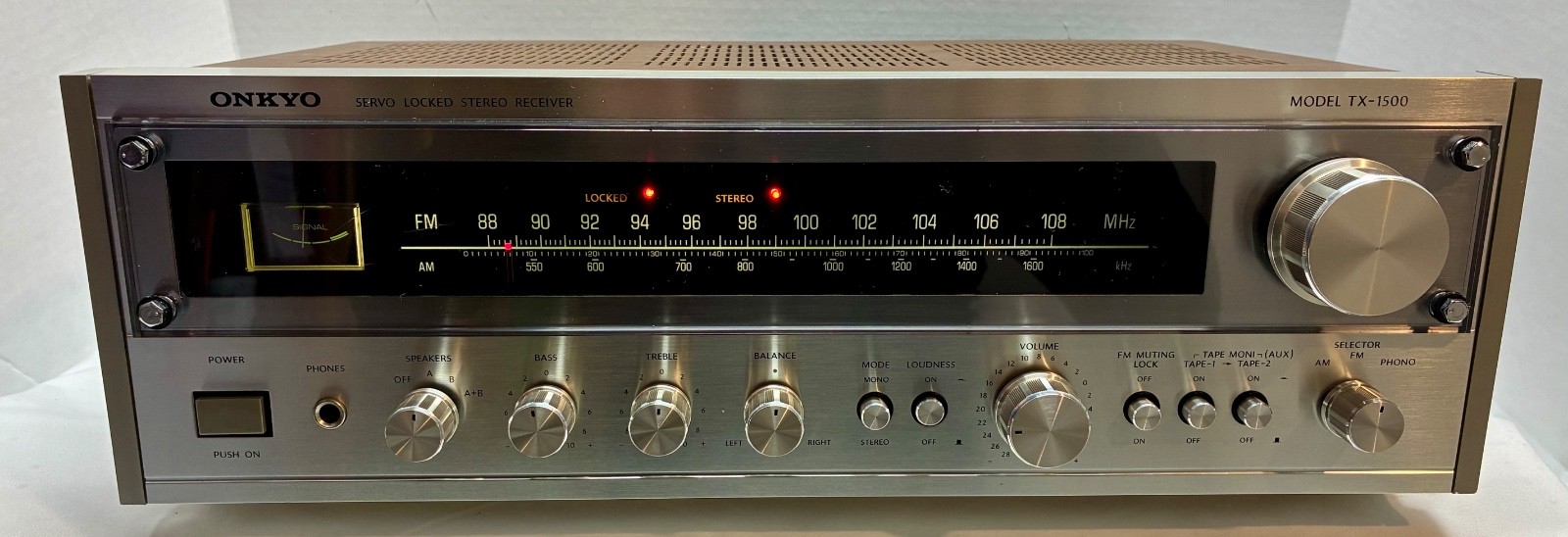Vintage Onkyo TX-1500 Servo Locked Receiver. Serviced, Tested, Restored