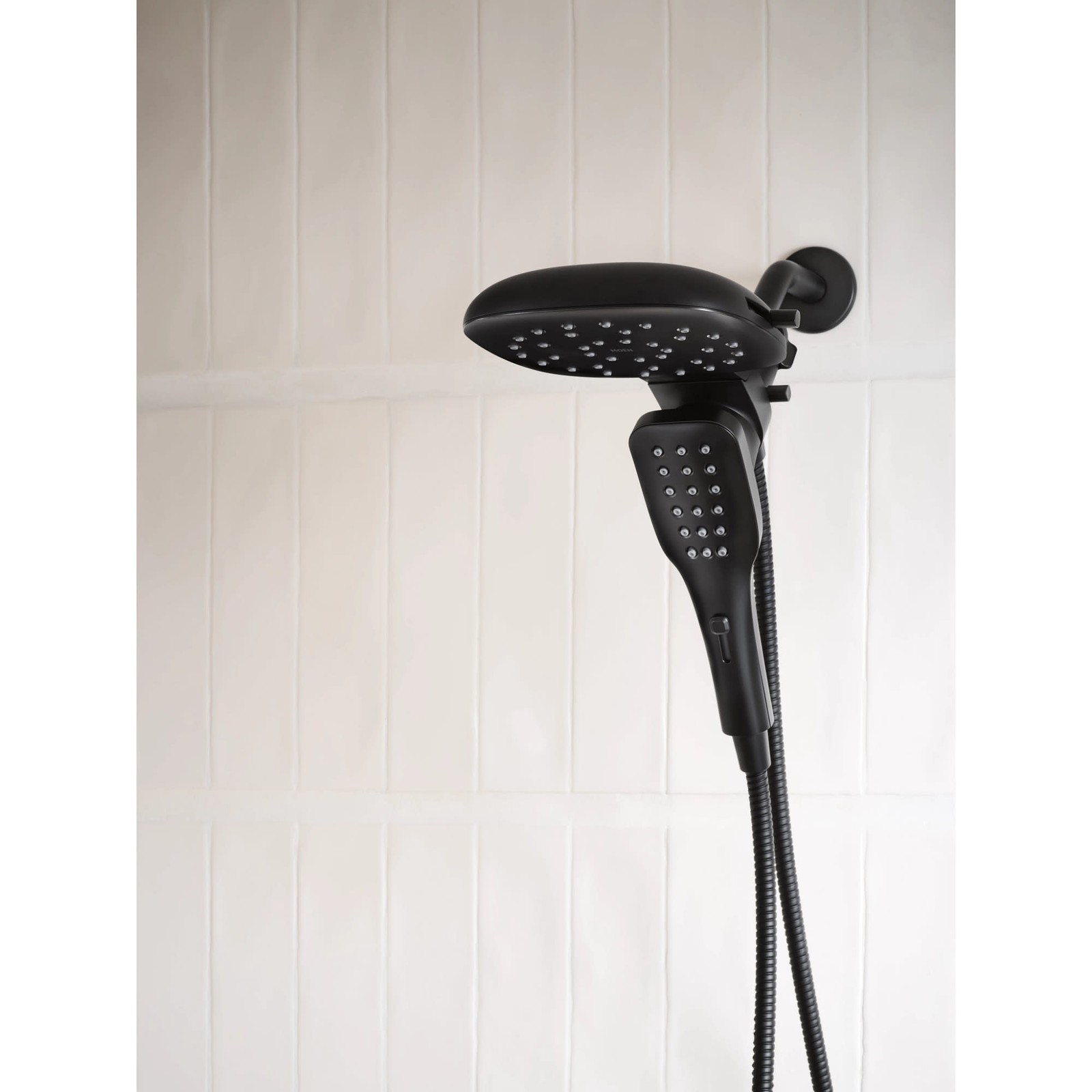 Moen 220C5 Verso 2.5 GPM Multi Function Shower Head - Black