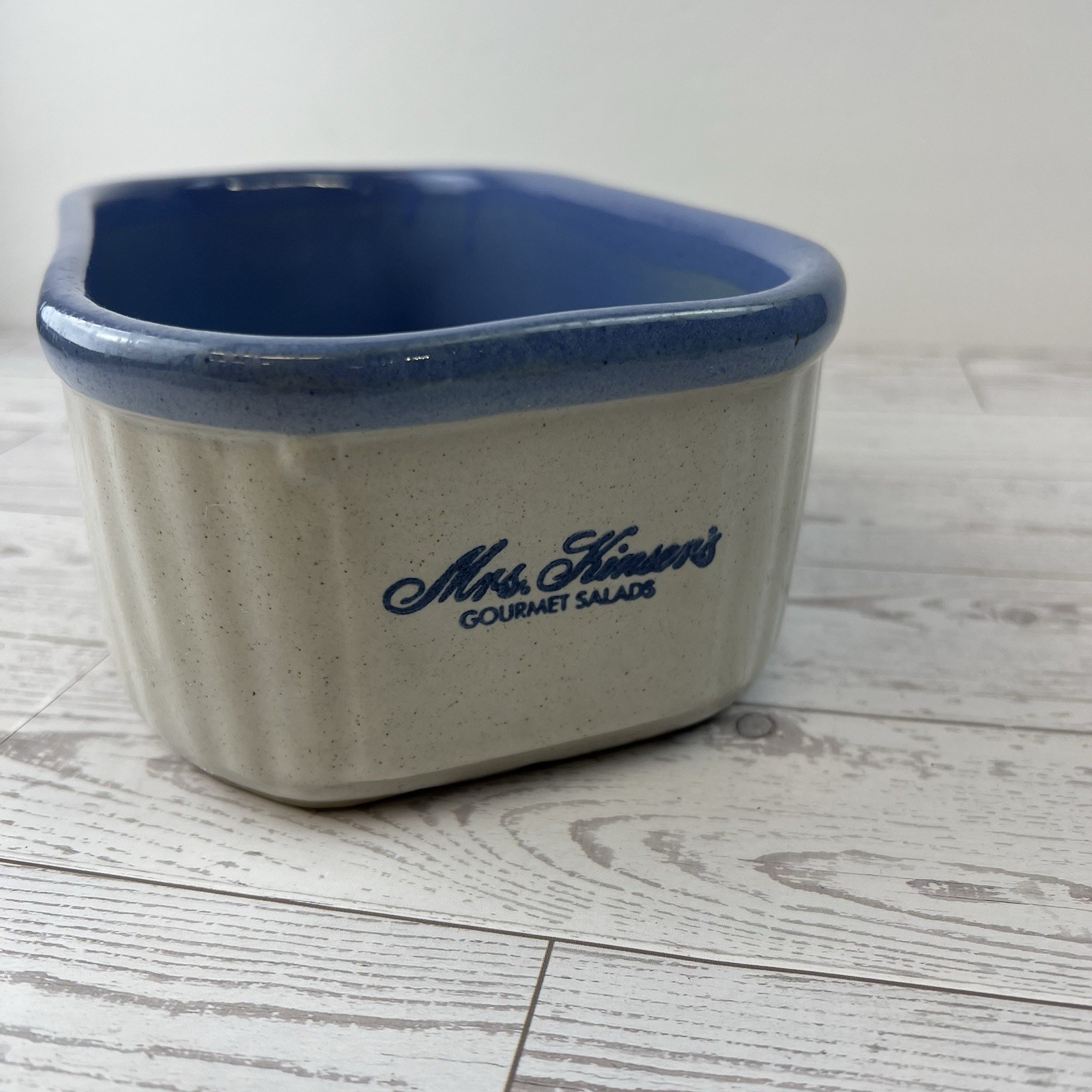 Vintage Mrs Kinser's Stoneware Gourmet Salads Serving Dish 10 1/4” X 5 1/2”