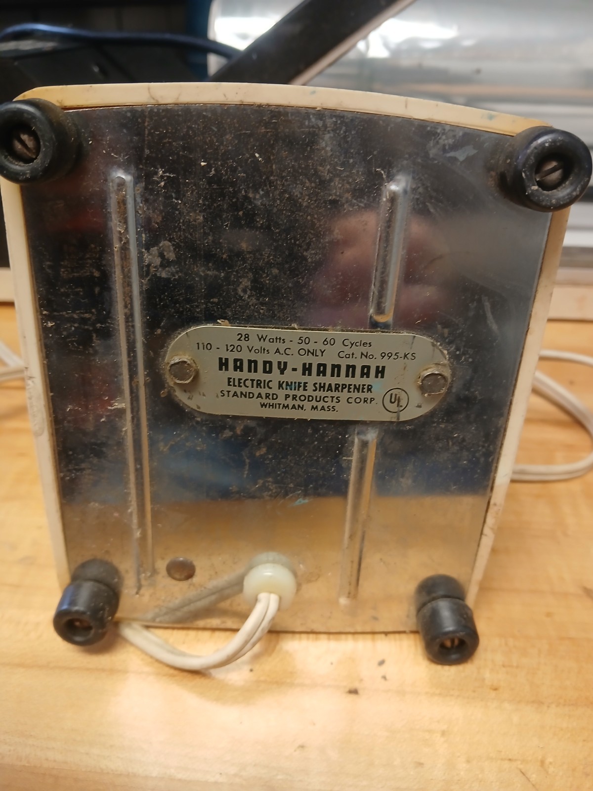 IOB Handy Hannah Vintage Knife Sharpener - 28 W - 120 V - Rotary Wheel Sander