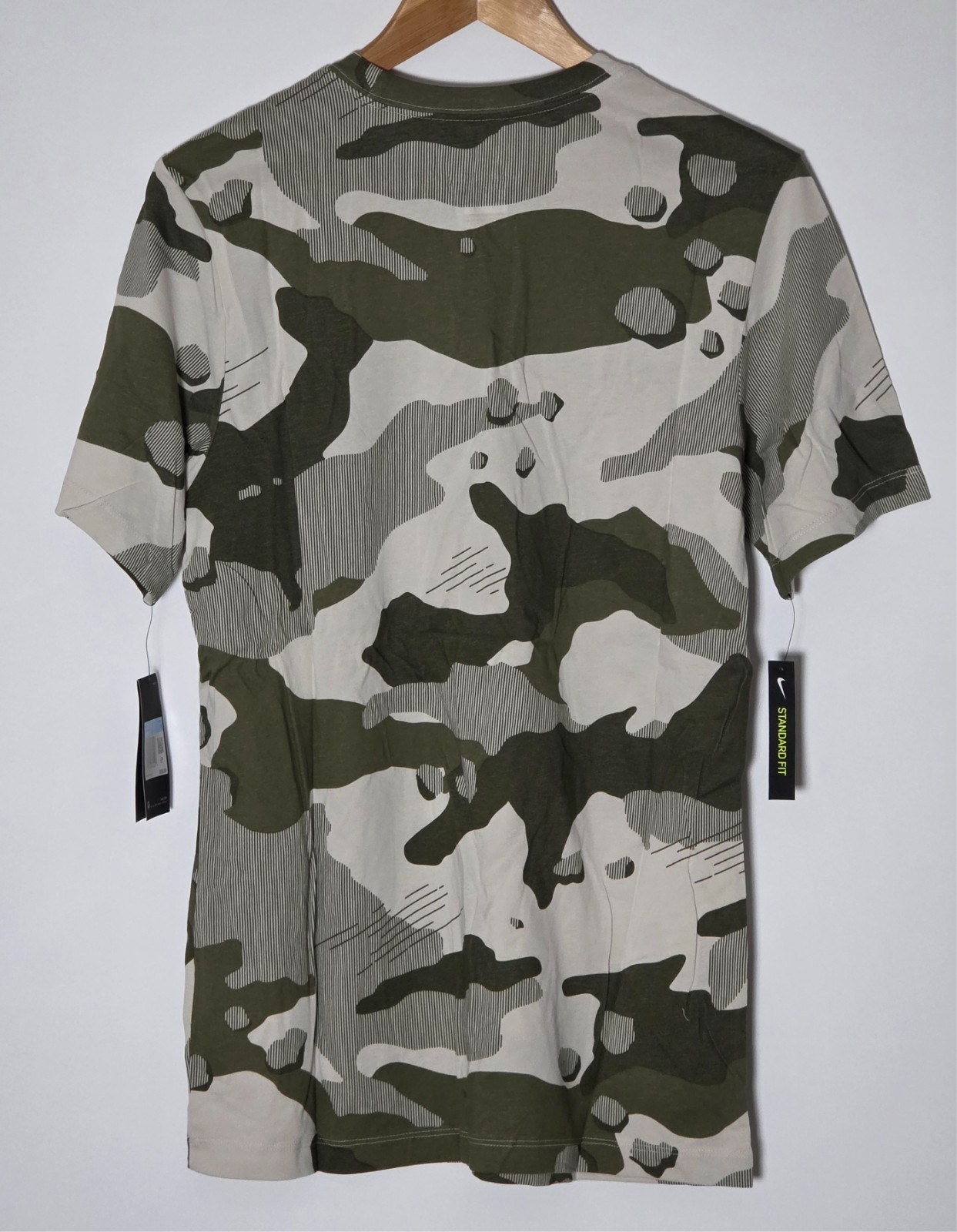 Nike Men Green Camo Tee Shirt