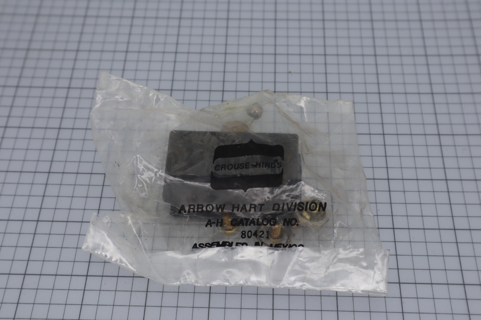 *Single* Crouse-Hinds Arrow Hart Toggle Switch 80421
