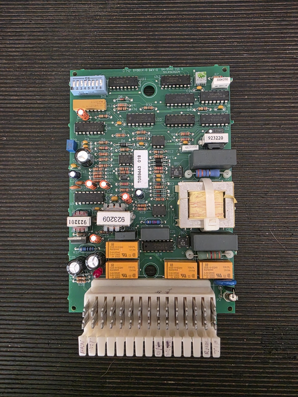 Industrial Control PCB Board SA-9940 ISS 5 SN74LS244 SN74LS14