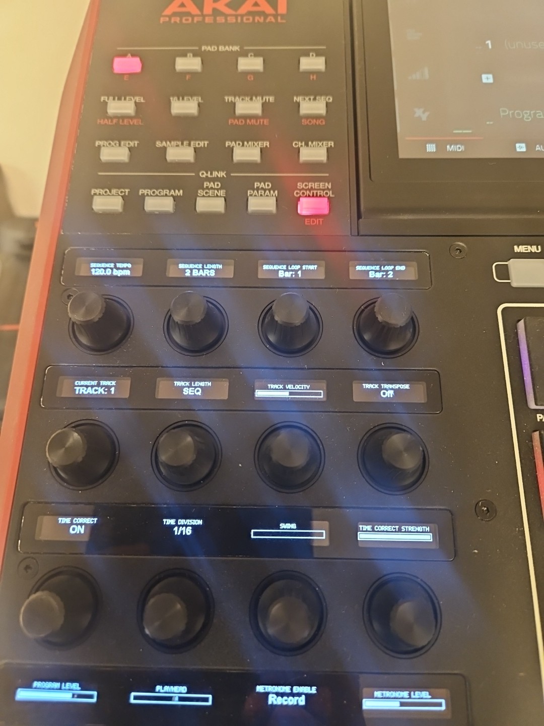 Akai Professional MPC-X Standalone Sampler and Sequencer-USED COND--sw2