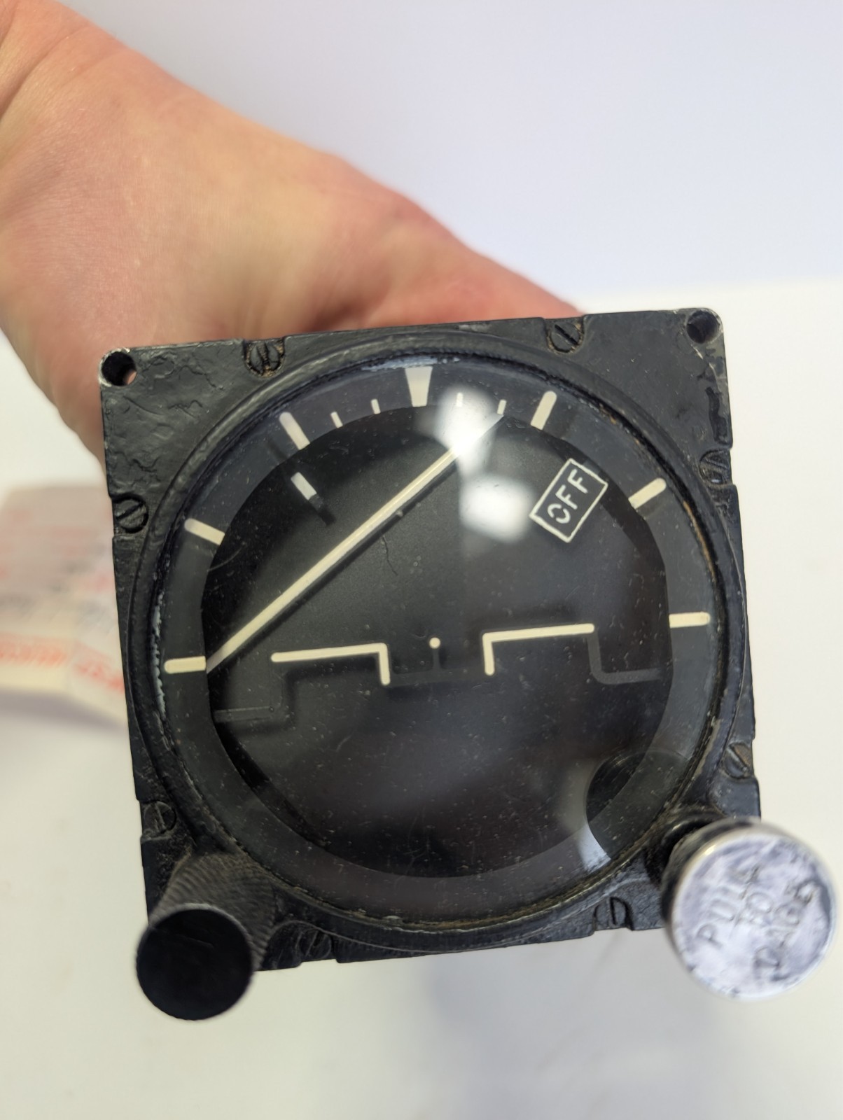 Bendix 14608-1AP-B1 Gyro Horizon Indicator