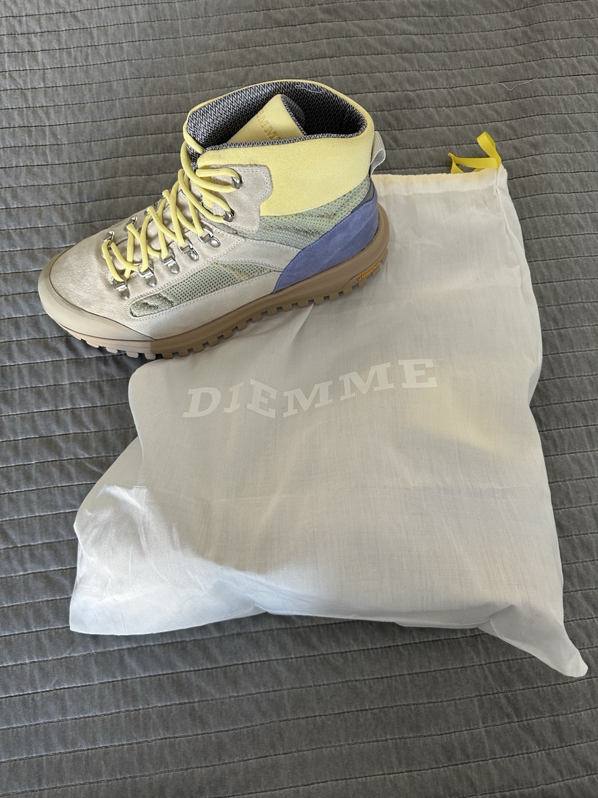 Diemme Men’s Hiking Boots Vibram Sole Beige Yellow Purple Outdoor Footwear