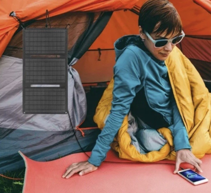 Portable Solar 15 Watts and Q 10000mAh Power Bank, Slim Portable Charger