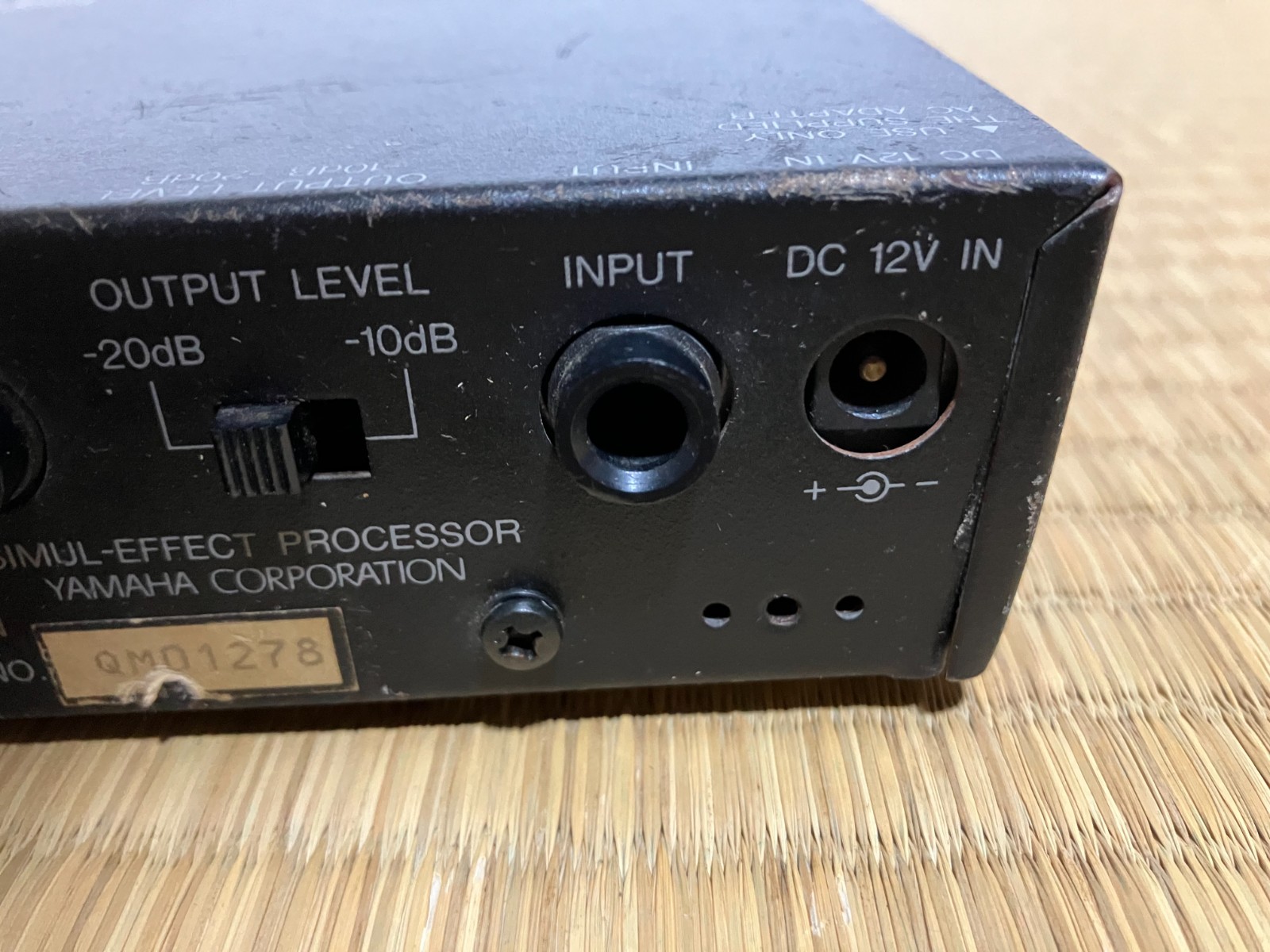 YAMAHA FX500B BASS Simul Effect Processor Bass Effects