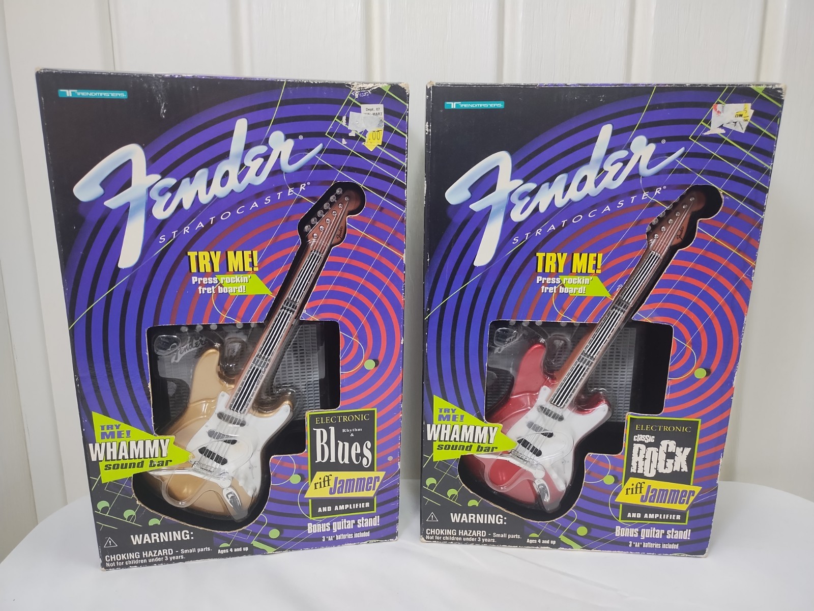 Vtg Fender Stratocaster Electronic Toy Guitar W/ Amp Lot Of 2 Classic Rock 1996