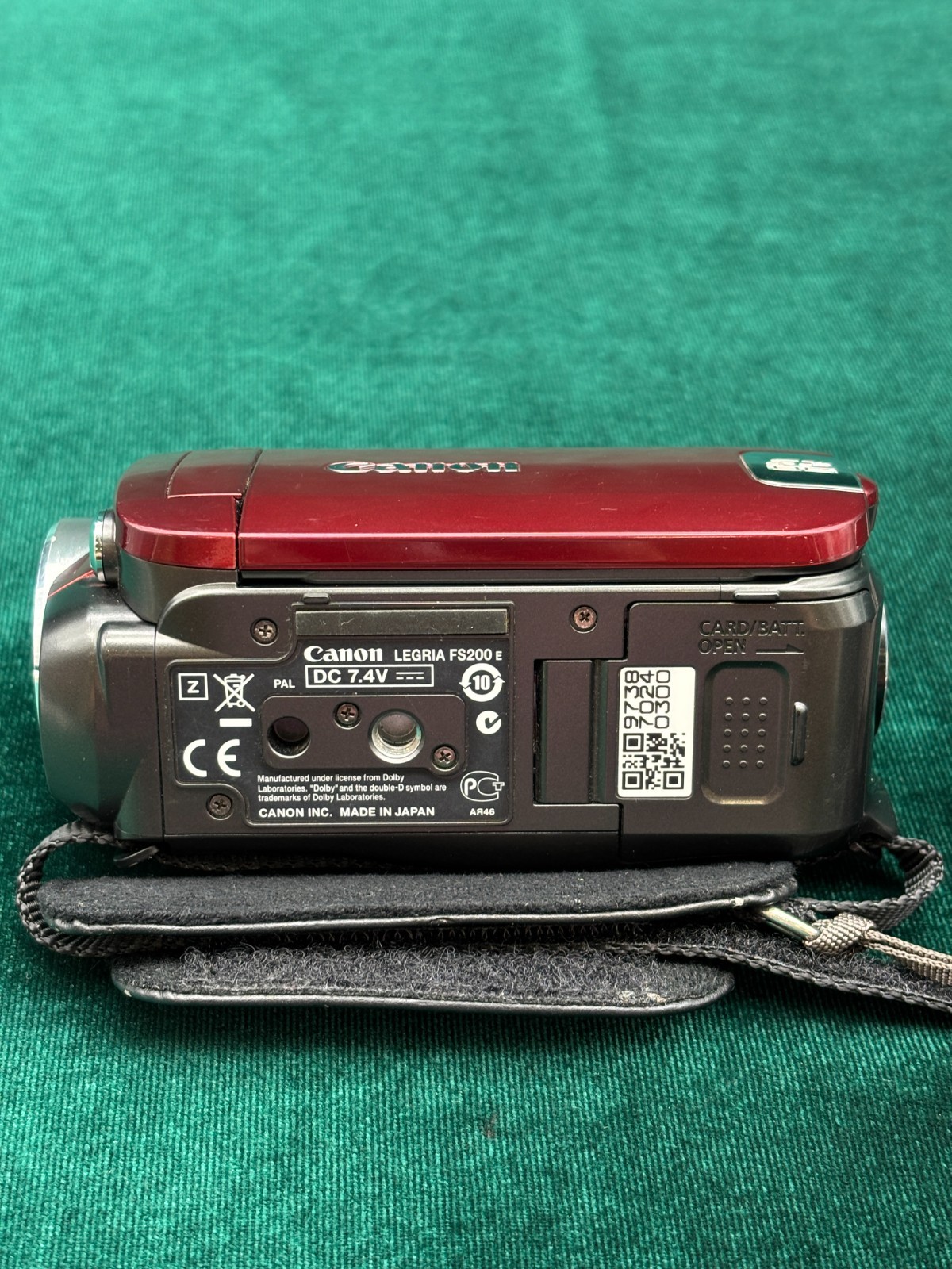 Canon LEGRIA FS200 E Video Camera