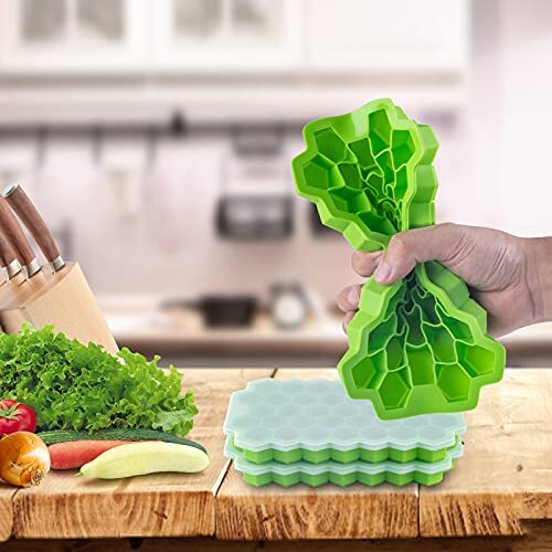 2 Pcs Silicone Ice Cube Trays with Lid Honeycomb Shaped Ice Mold for Cocktails