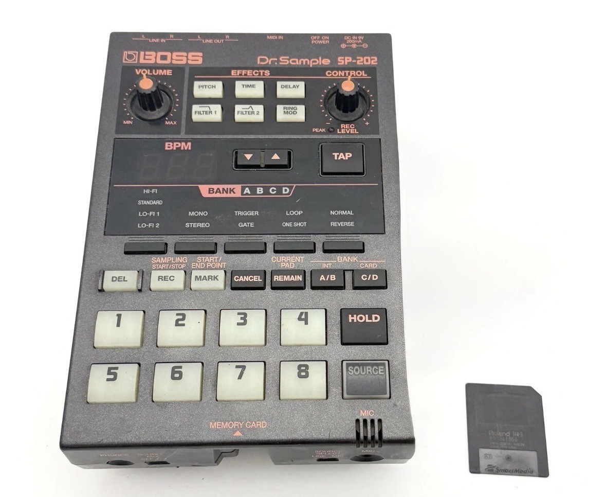 BOSS SP-202 sampler & smart media card :)