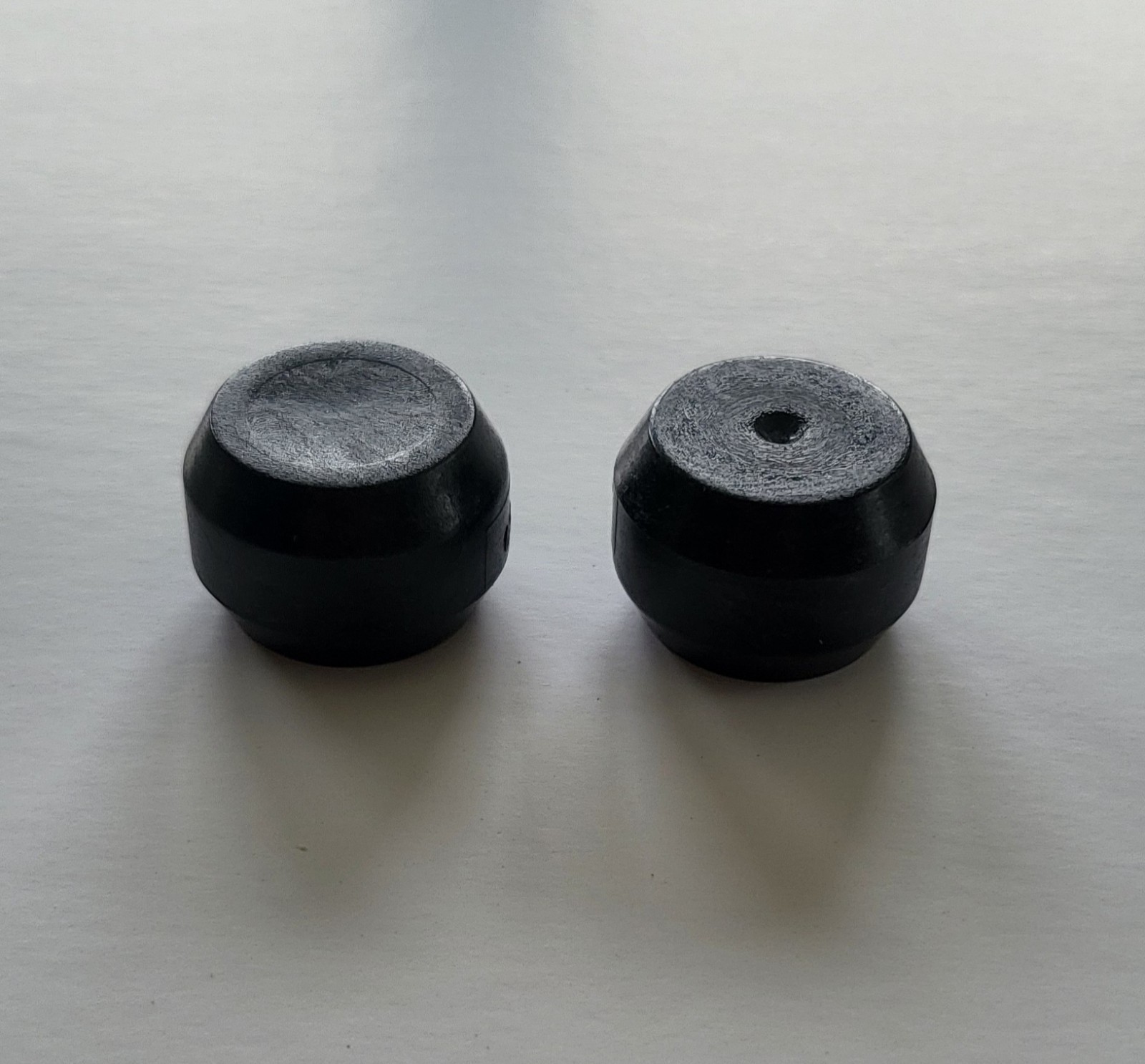 Pucks (set of 2) - Carrom Super Stick Dome Hockey