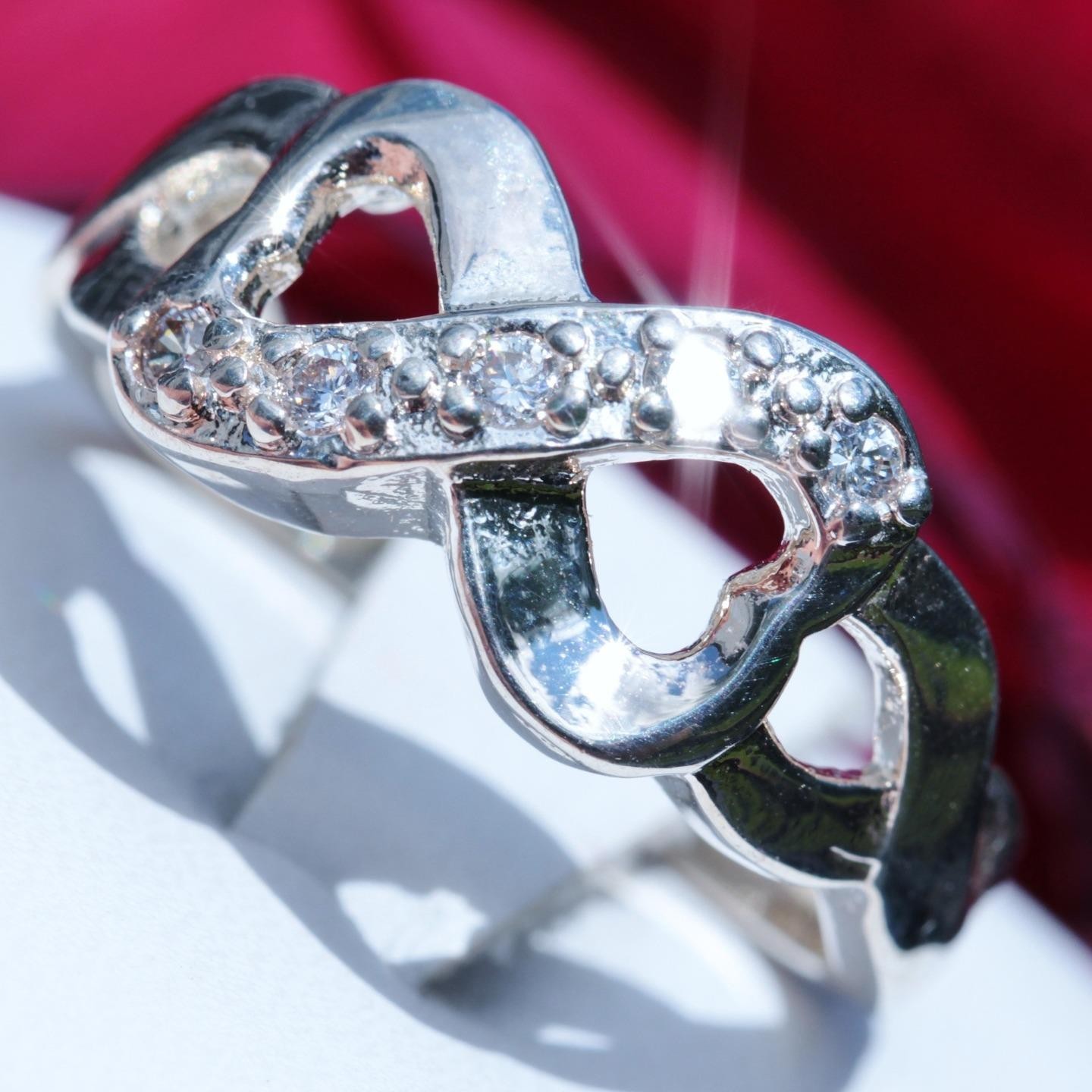 925 sterling silver ring 0.07ct white sapphire size 8.25 infinity heart 3.85gr