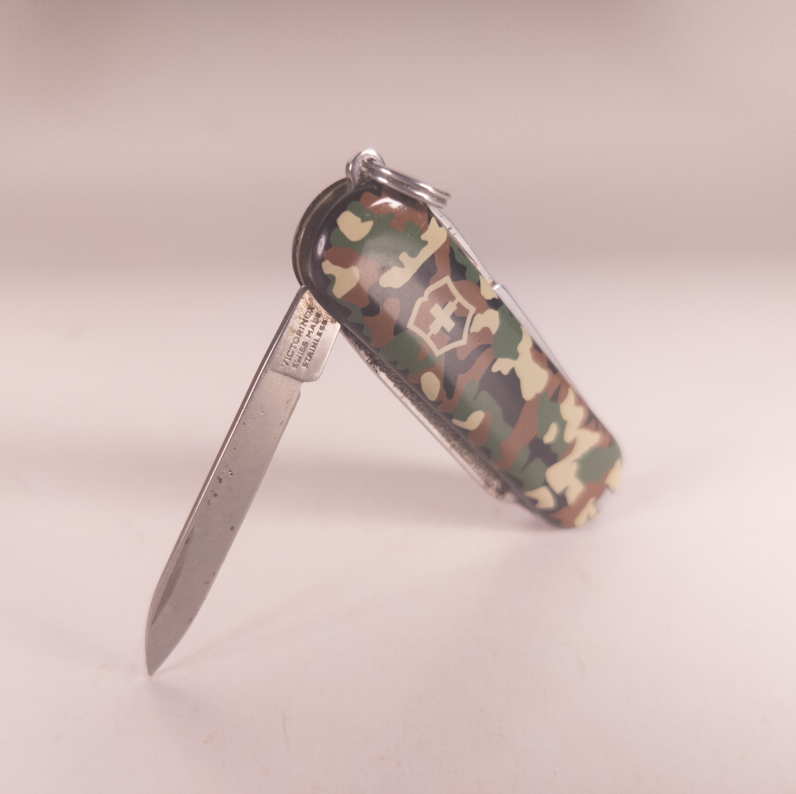 Victorinox Swiss Army 58mm Classic SD Pocket Knife Woodland Camo