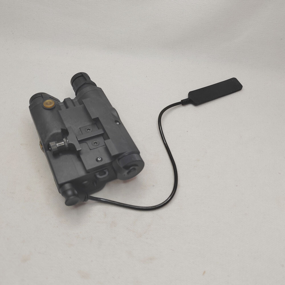 PEQ-15 Green/IR Laser Illuminator Adjustable LED ILLUMINATOR Light