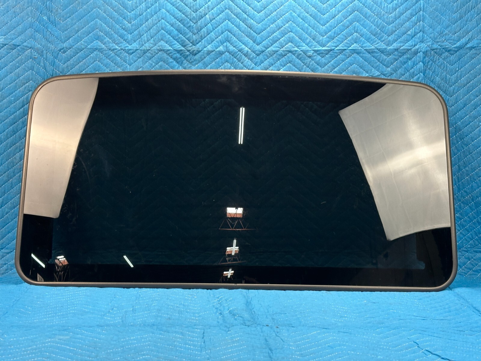 Toyota Sequoia Tundra Sunroof Glass 63201-0C020 2010-2021 OEM
