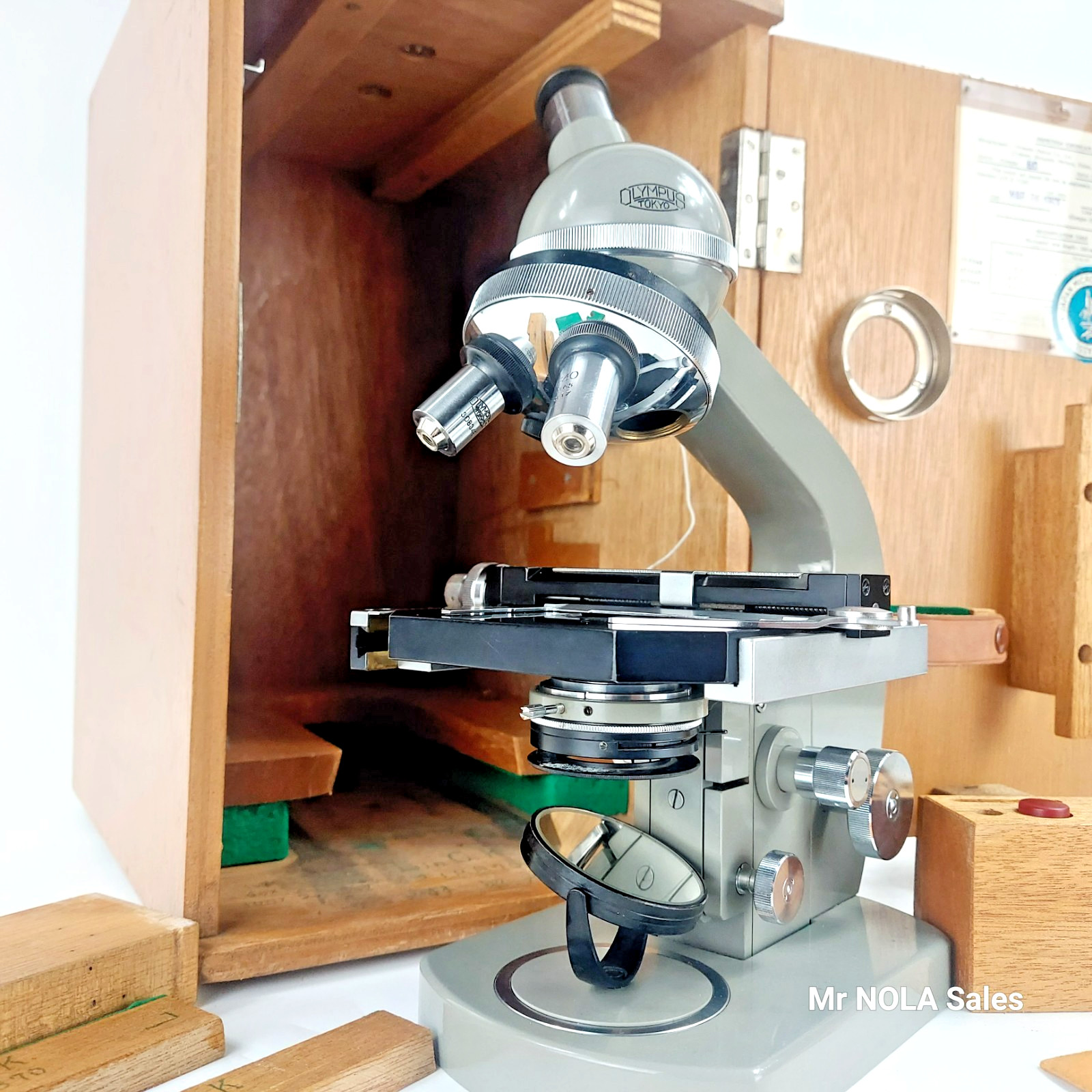 1960s OLYMPUS Tokyo Japan Microscope with Wooden Case  and Accessories SN 218870
