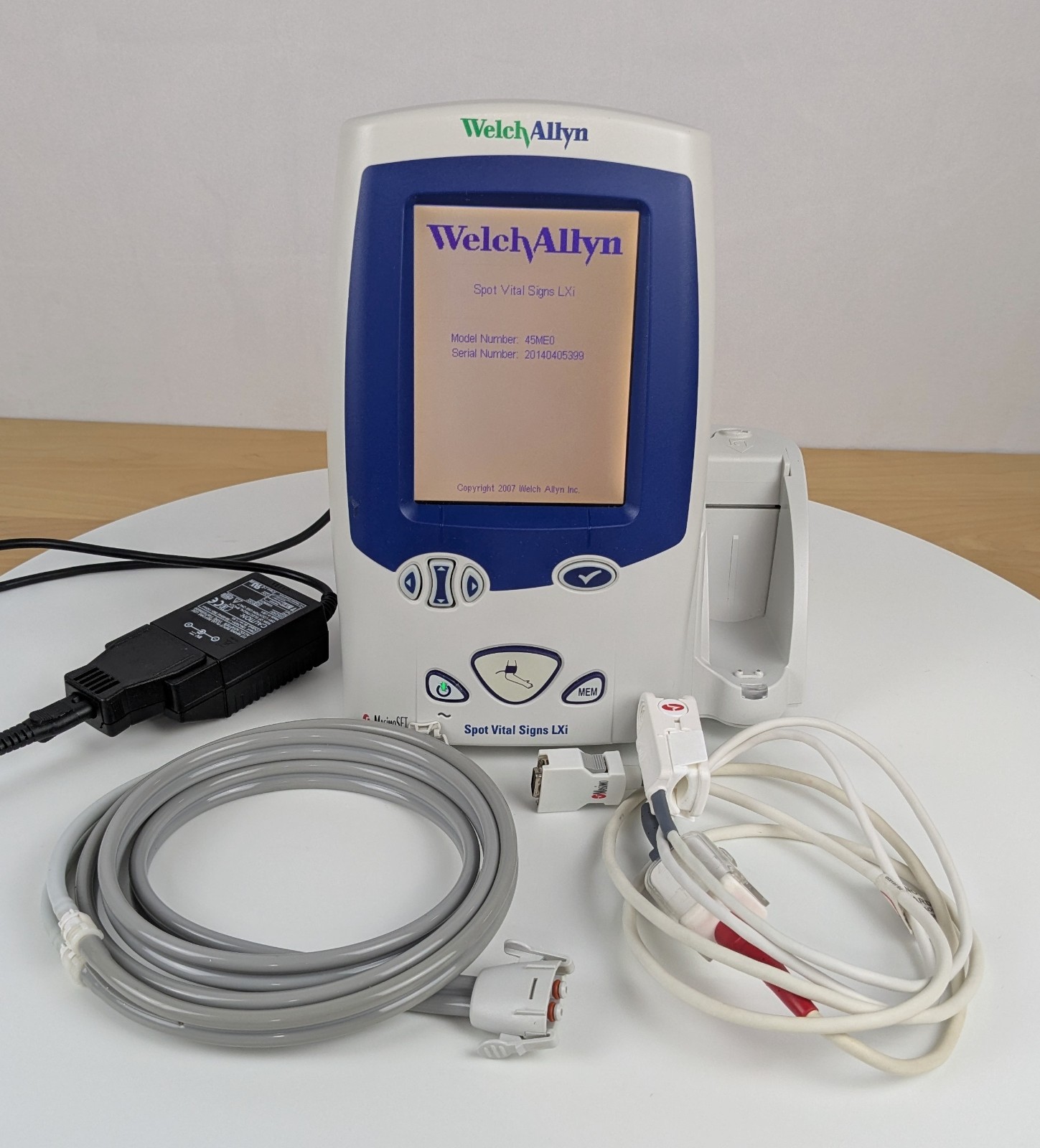 Welch Allyn LXi 45MEO Spot Vital Signs Monitor W/NBP And SpO2 Probe