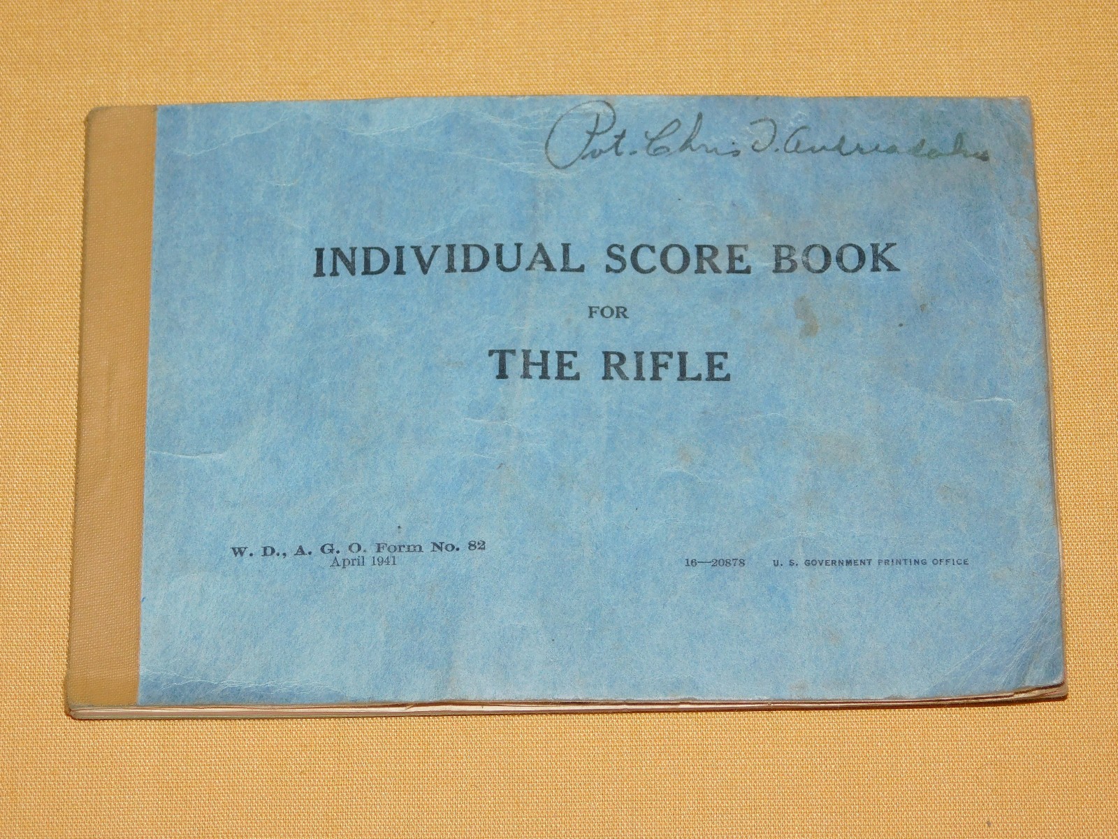 VINTAGE WWII GI SOLDIER 1941 INDIVIDUAL SCORE BOOK for THE RIFLE