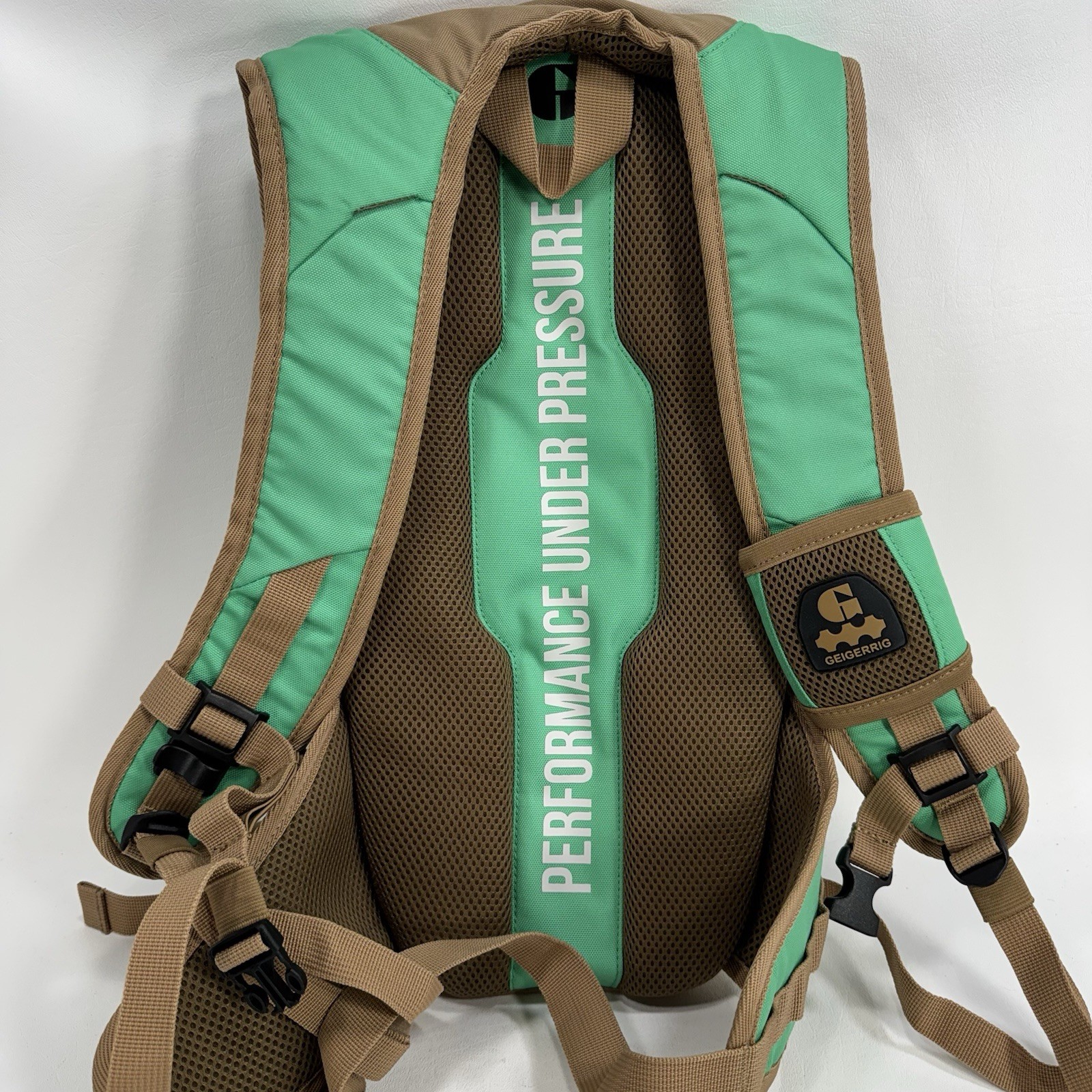 NWT Geigerrig Rig 300 Hydration Backpack With Reservoir