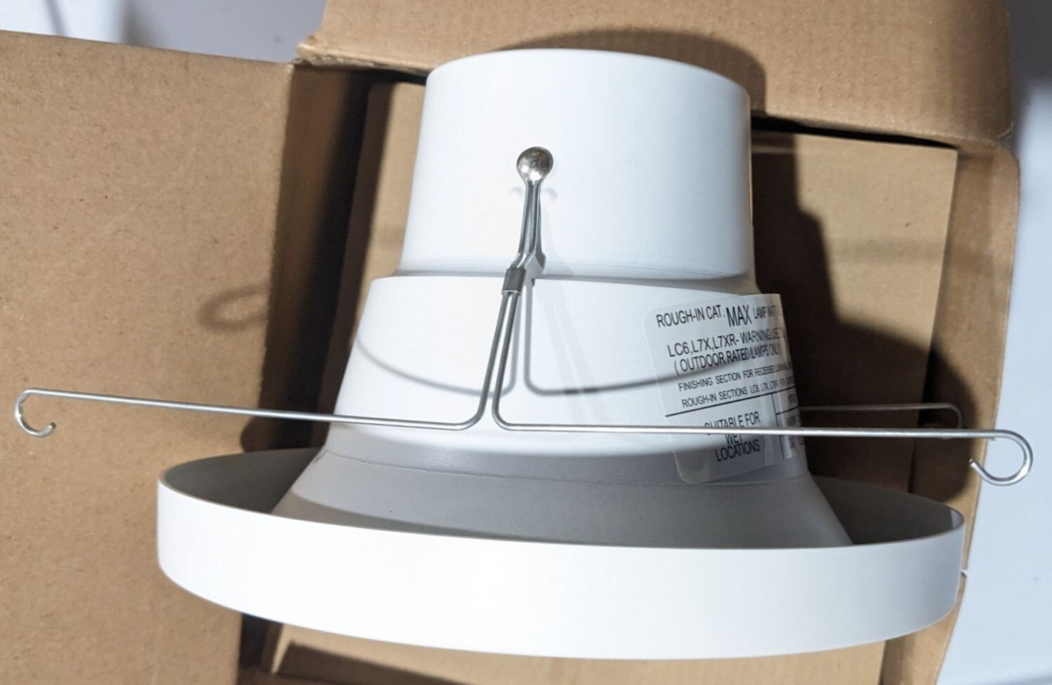 Lithonia Lighting 6" White Wet Light Recessed Finishing Trim/Bulb Model 6H20MW