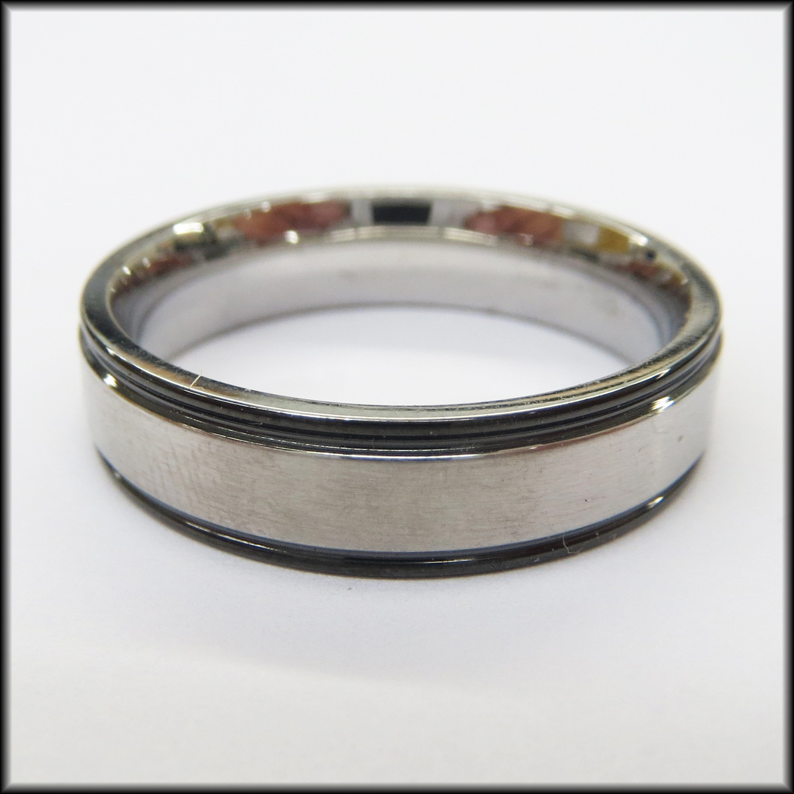 Stainless Steel Stamped Ring 6mm, Black Edge