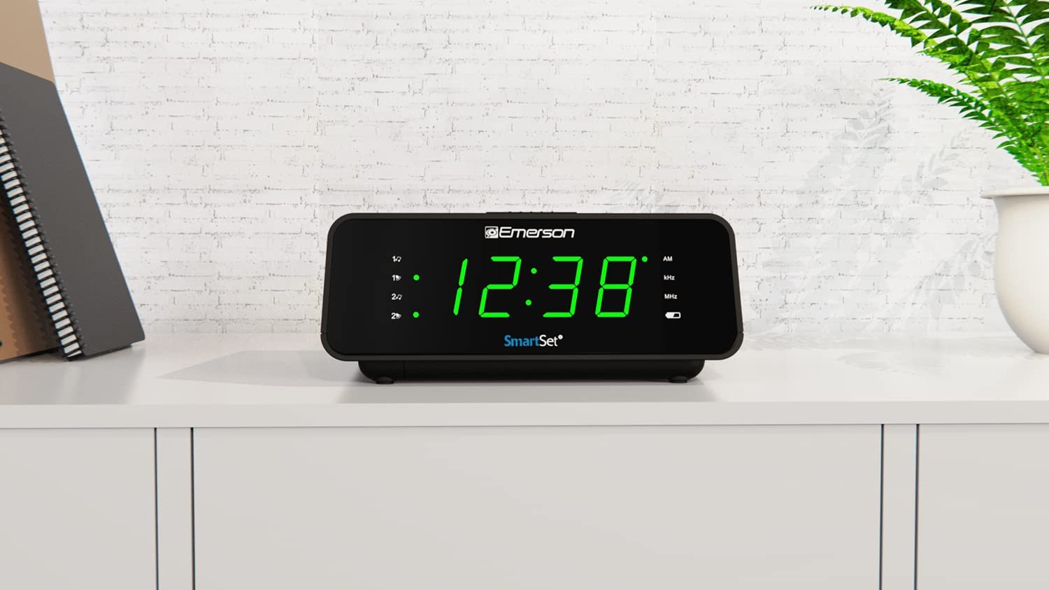 Emerson SmartSet Dual Alarm Clock Radio with AM/FM Radio, CKS1900, Black