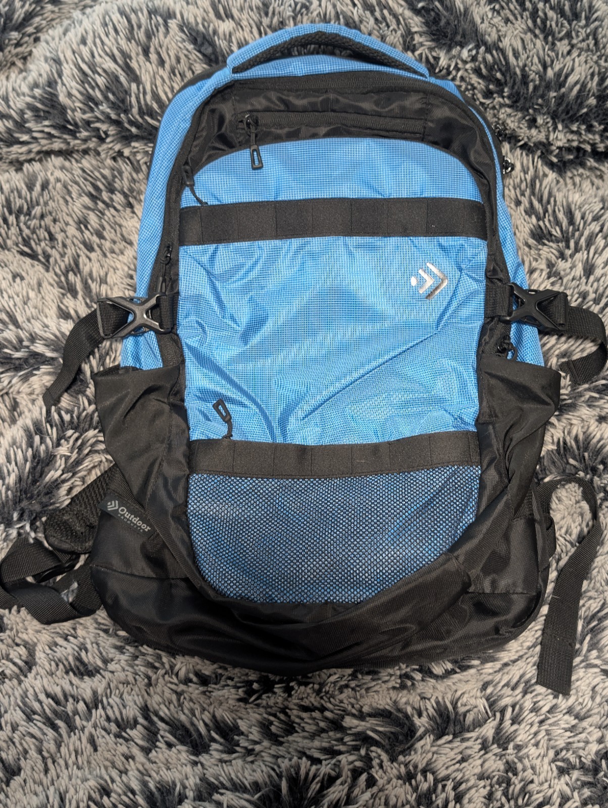 Backpack Outdoor Products Mens Traverse Gray Blue Mesh Pockets Zip EUC